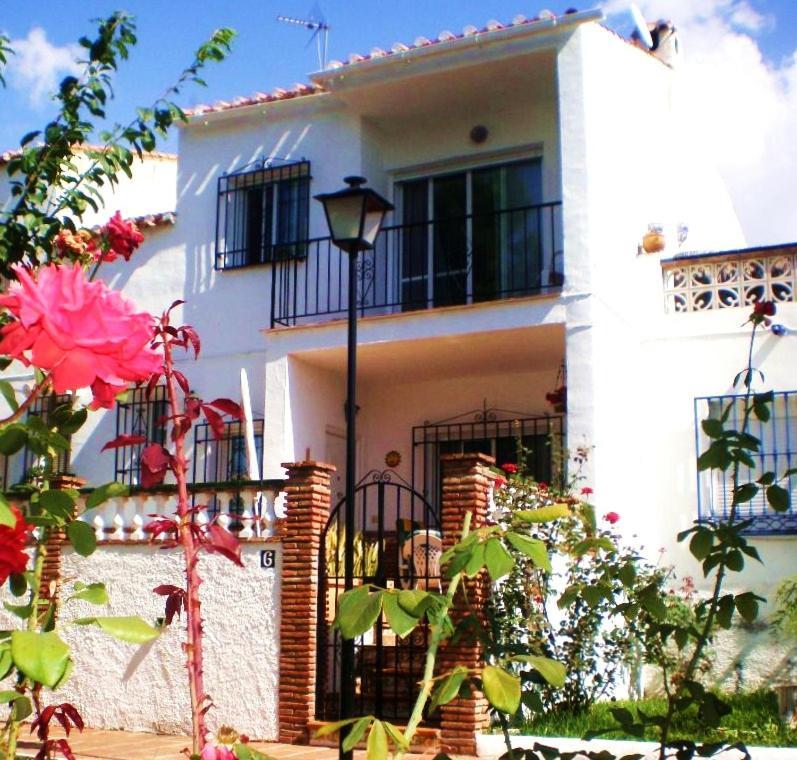 Вилла Peperent Casa Pino Нерха Экстерьер фото